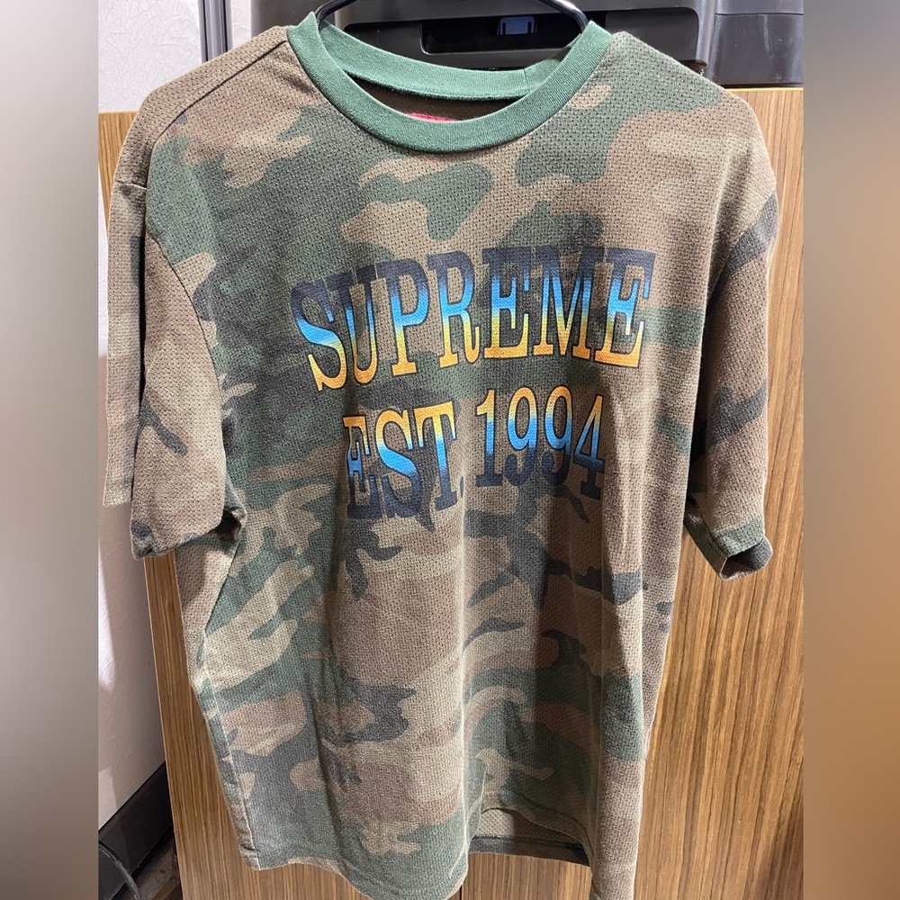 Supreme Tee Shirt